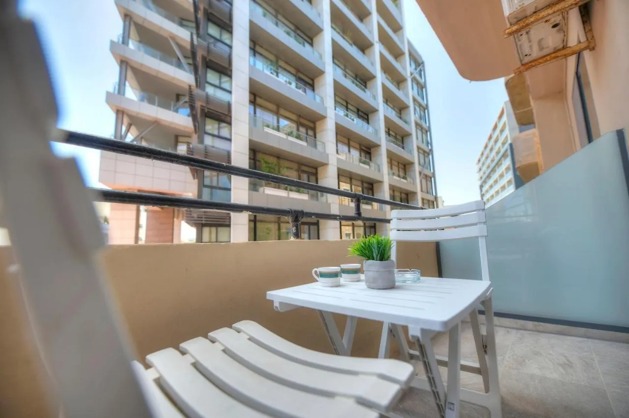 Spacious And Beautifully Furnished 3 Bedrooms/3Bathrooms Apartment With 2 Balconies Wvid1-1 Gzira Malta