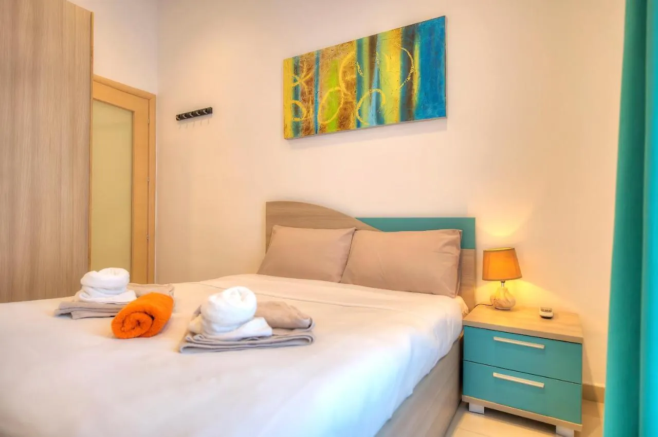 Spacious And Beautifully Furnished 3 Bedrooms/3Bathrooms Apartment With 2 Balconies Wvid1-1 Gzira