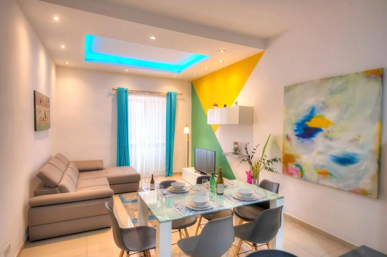 Spacious And Beautifully Furnished 3 Bedrooms/3Bathrooms Apartment With 2 Balconies Wvid1-1 Gzira